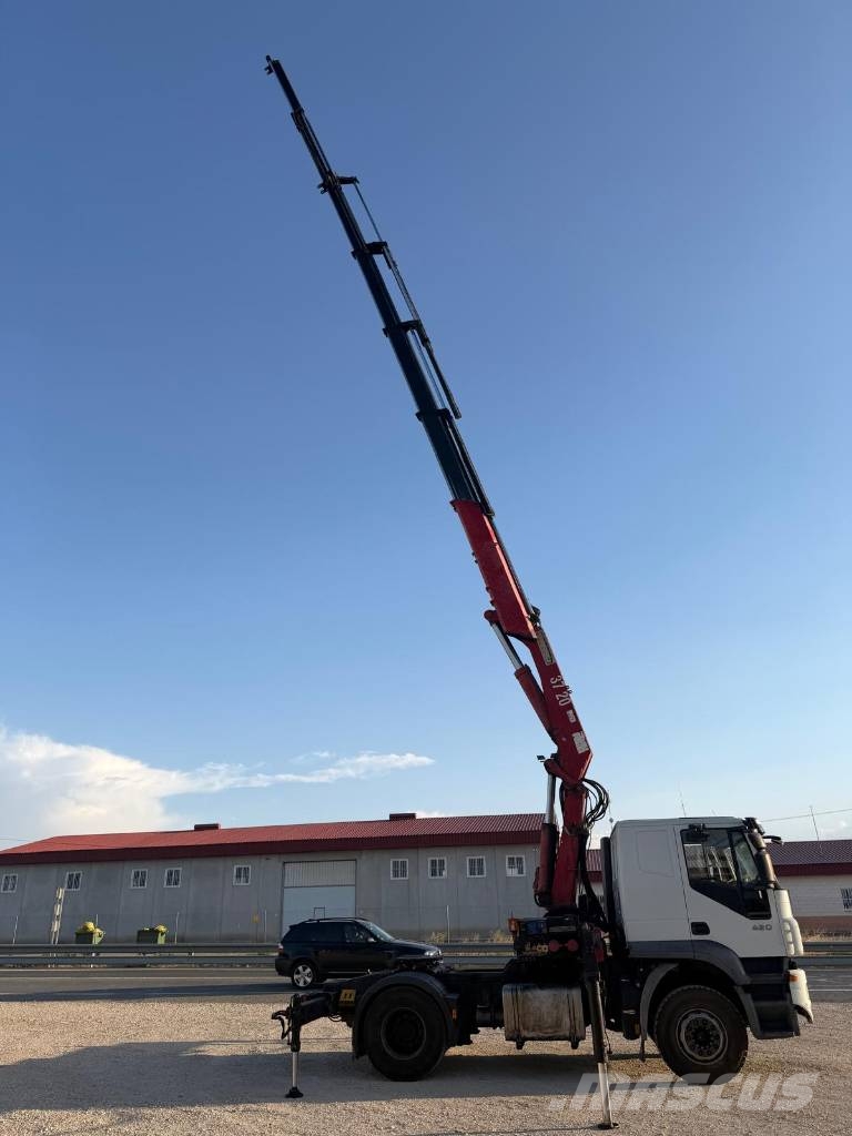 Iveco Stralis 420 Автомобильные краны