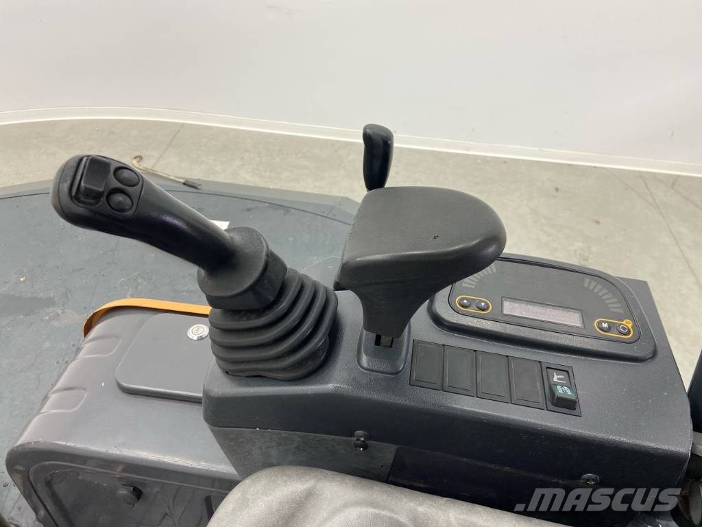 CASE CX 17 C + 4 godets + BRH + Remorque gourdon VPr 25 Mini excavators < 7t (Mini diggers)