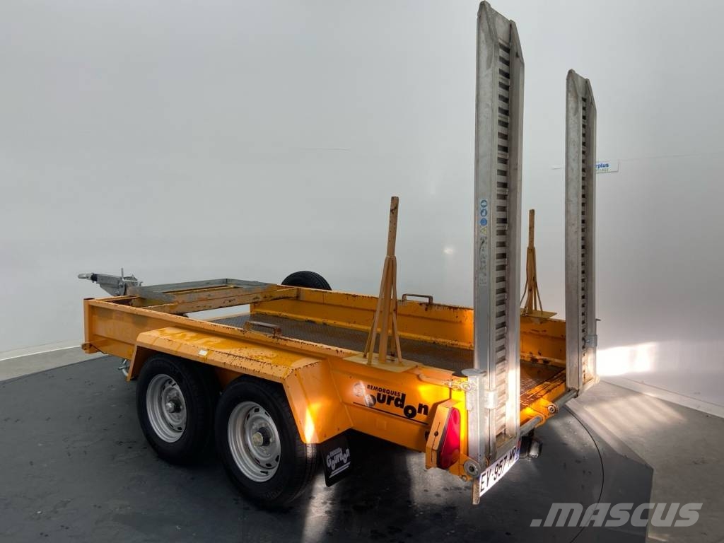 CASE CX 17 C + 4 godets + BRH + Remorque gourdon VPr 25 Mini excavators < 7t (Mini diggers)