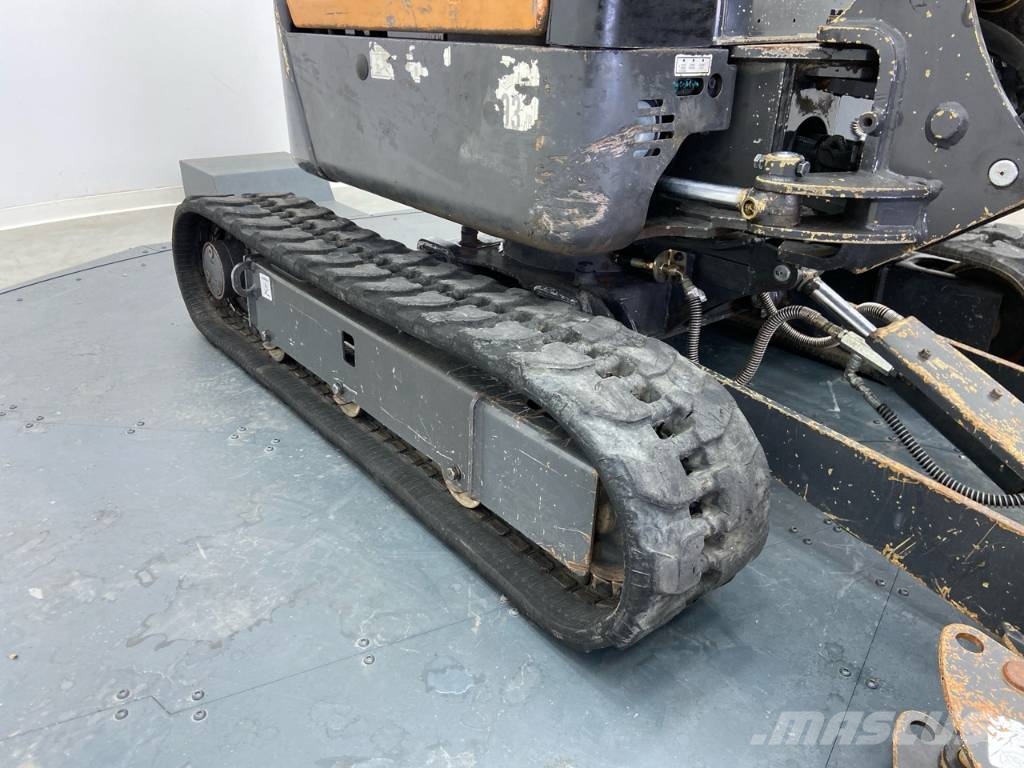 CASE CX 17 C + 4 godets + BRH + Remorque gourdon VPr 25 Mini excavators < 7t (Mini diggers)