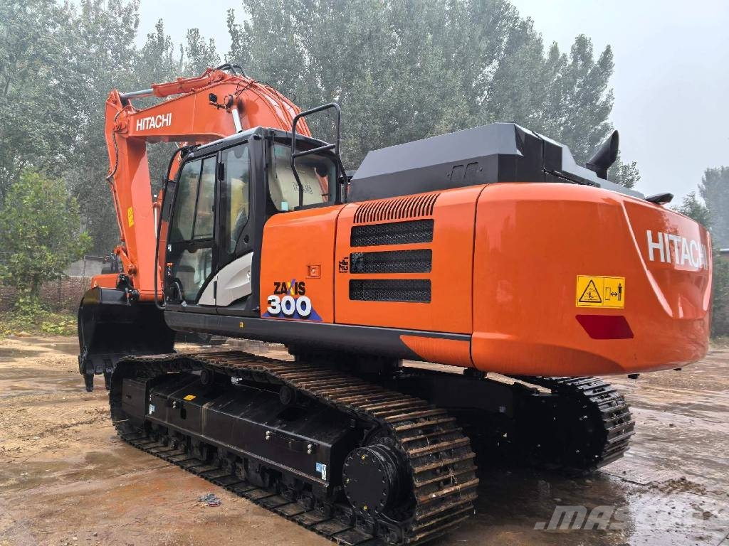 Hitachi ZX 300 حفارات زحافة
