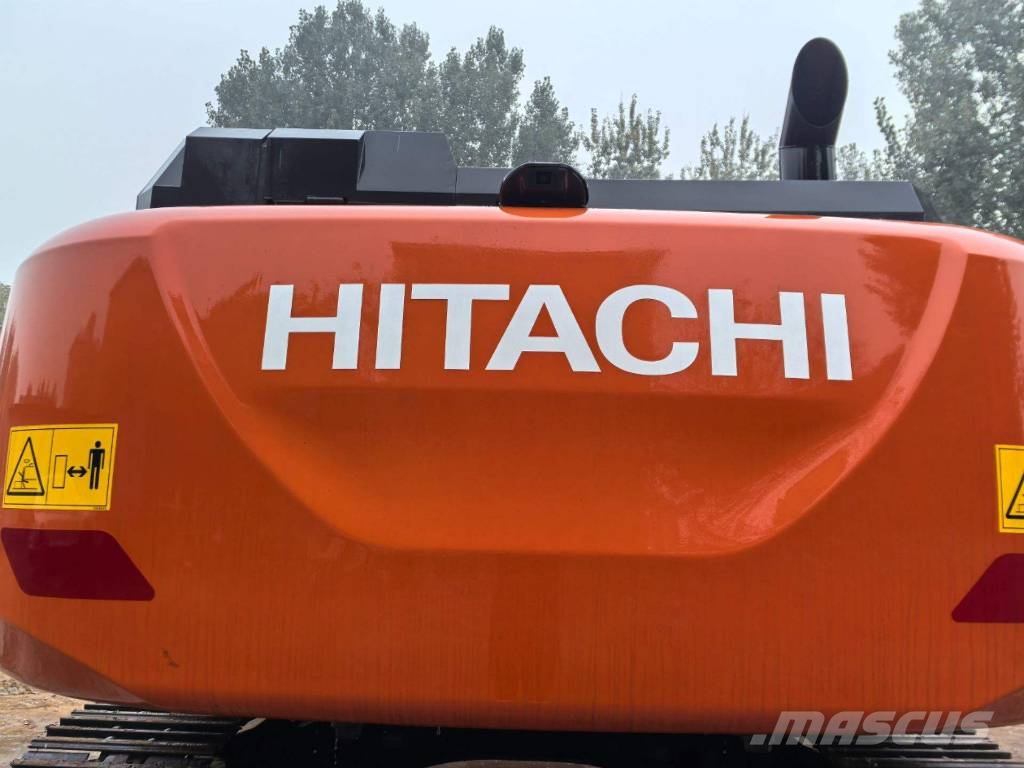 Hitachi ZX 300 حفارات زحافة