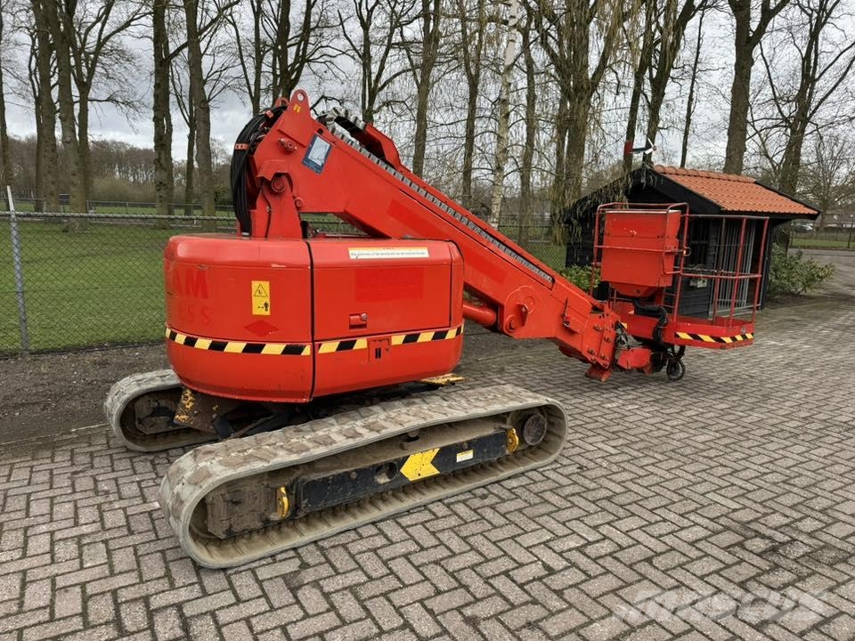 Hitachi HX99B Hoogwerker 2 stuks Telescopic boom lifts