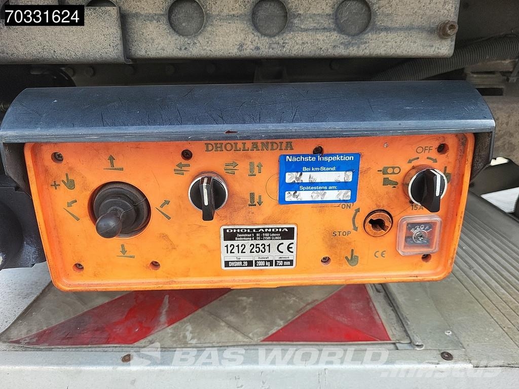 Schmitz Cargobull SCB*S3B Tailgate Lift Axle 250x270cm Semirremolques isotermos/frigoríficos