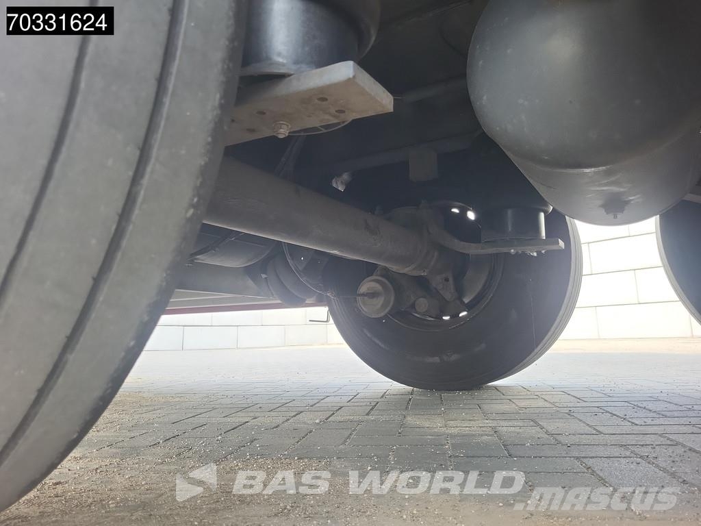 Schmitz Cargobull SCB*S3B Tailgate Lift Axle 250x270cm Semirremolques isotermos/frigoríficos