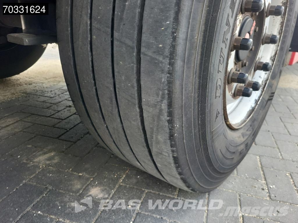 Schmitz Cargobull SCB*S3B Tailgate Lift Axle 250x270cm Semirremolques isotermos/frigoríficos