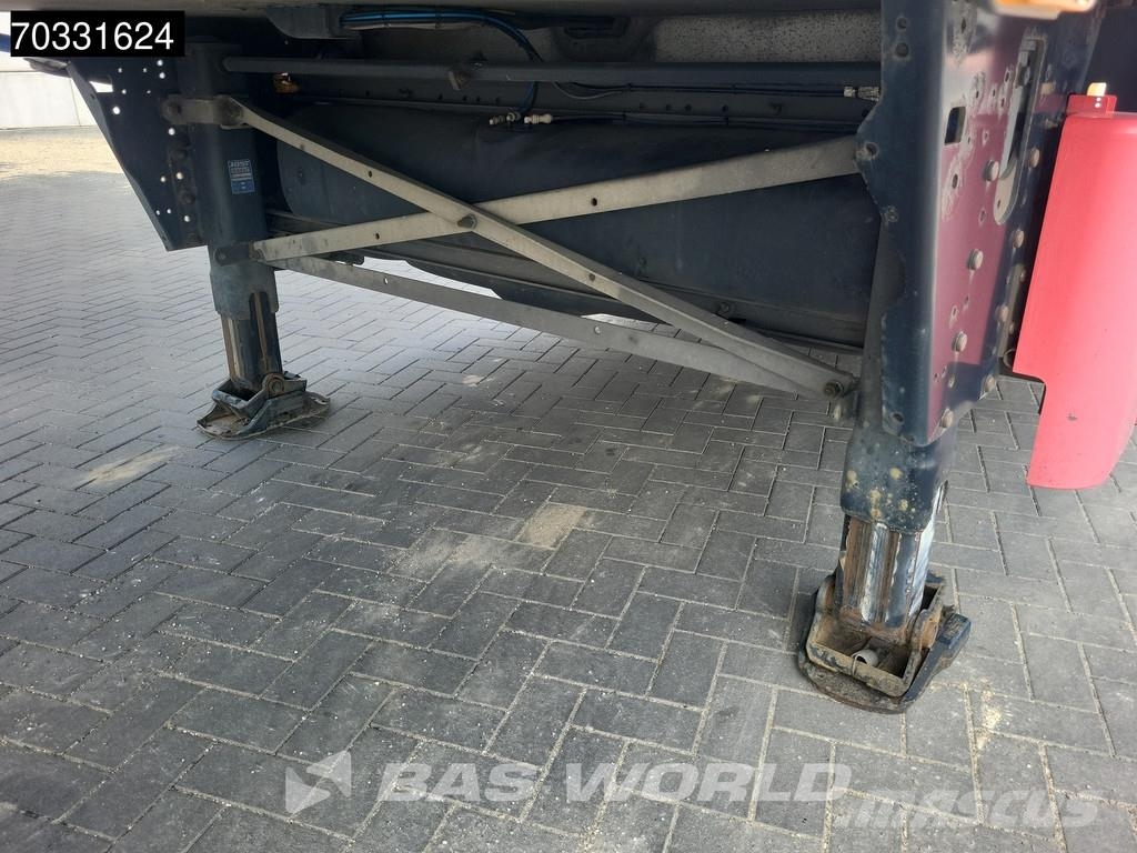 Schmitz Cargobull SCB*S3B Tailgate Lift Axle 250x270cm Semirremolques isotermos/frigoríficos