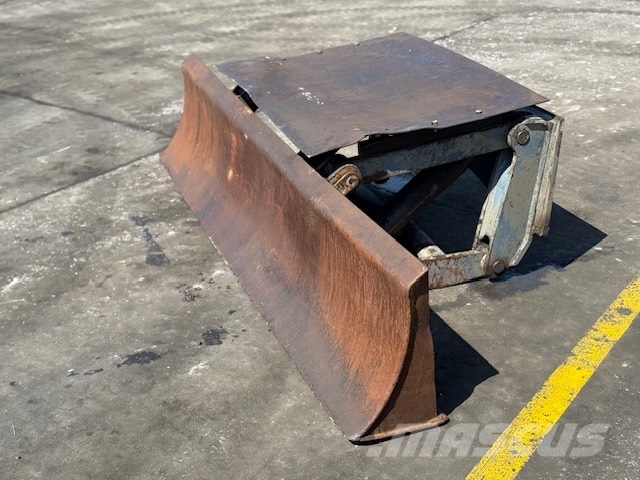O&K USED DOZER MOBIL EXCAWATORS Плуги