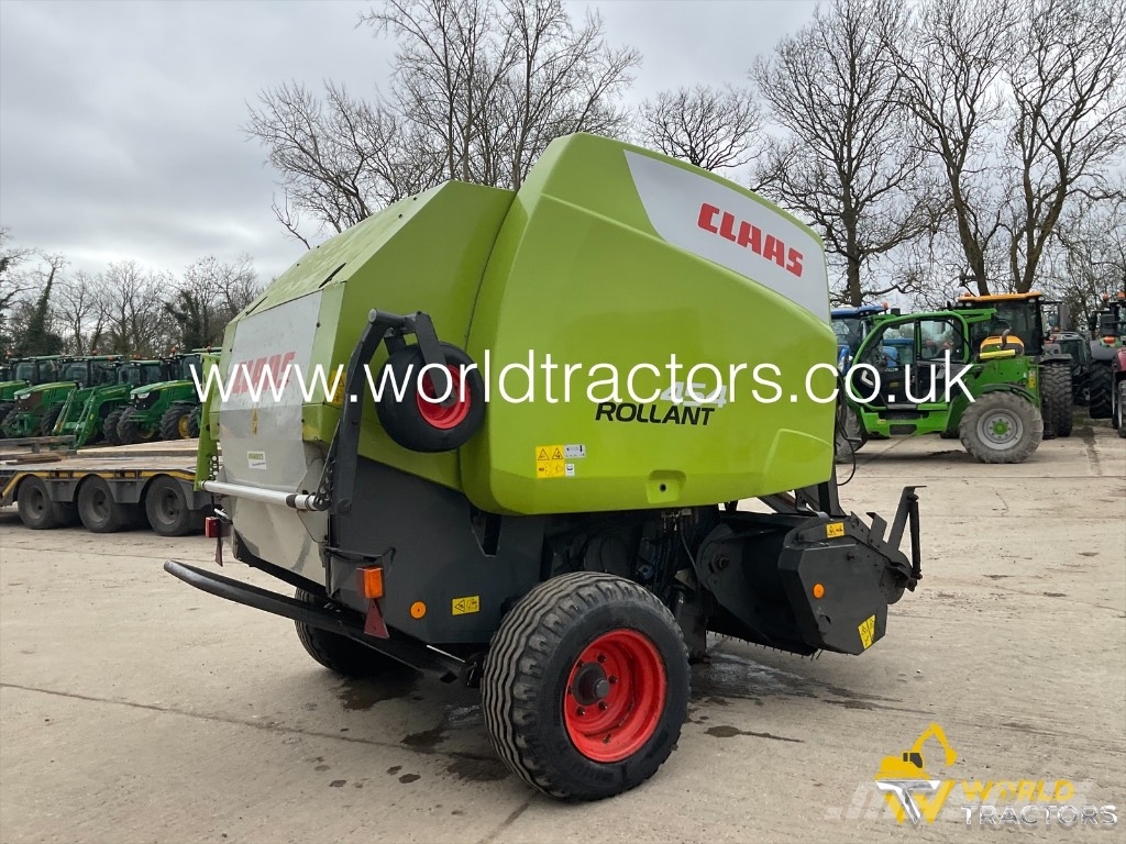 CLAAS Rollant 454 Rundballe-pressere