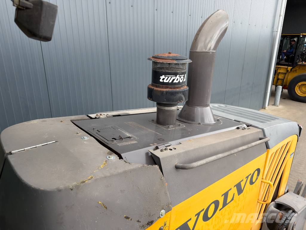 Volvo G930 - CE Niveleuse