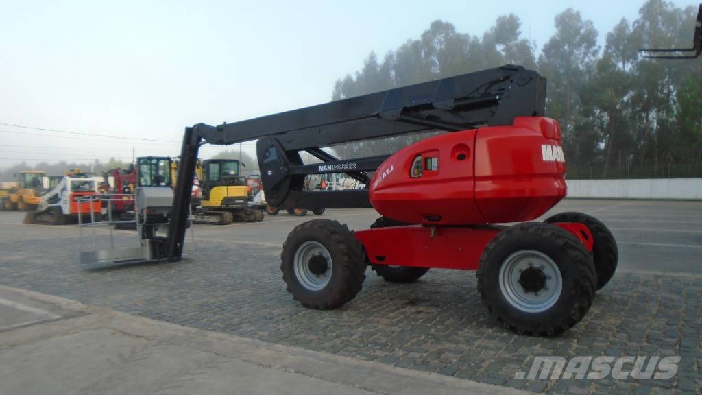 Manitou 200 ATJ Strēles pacēlāji