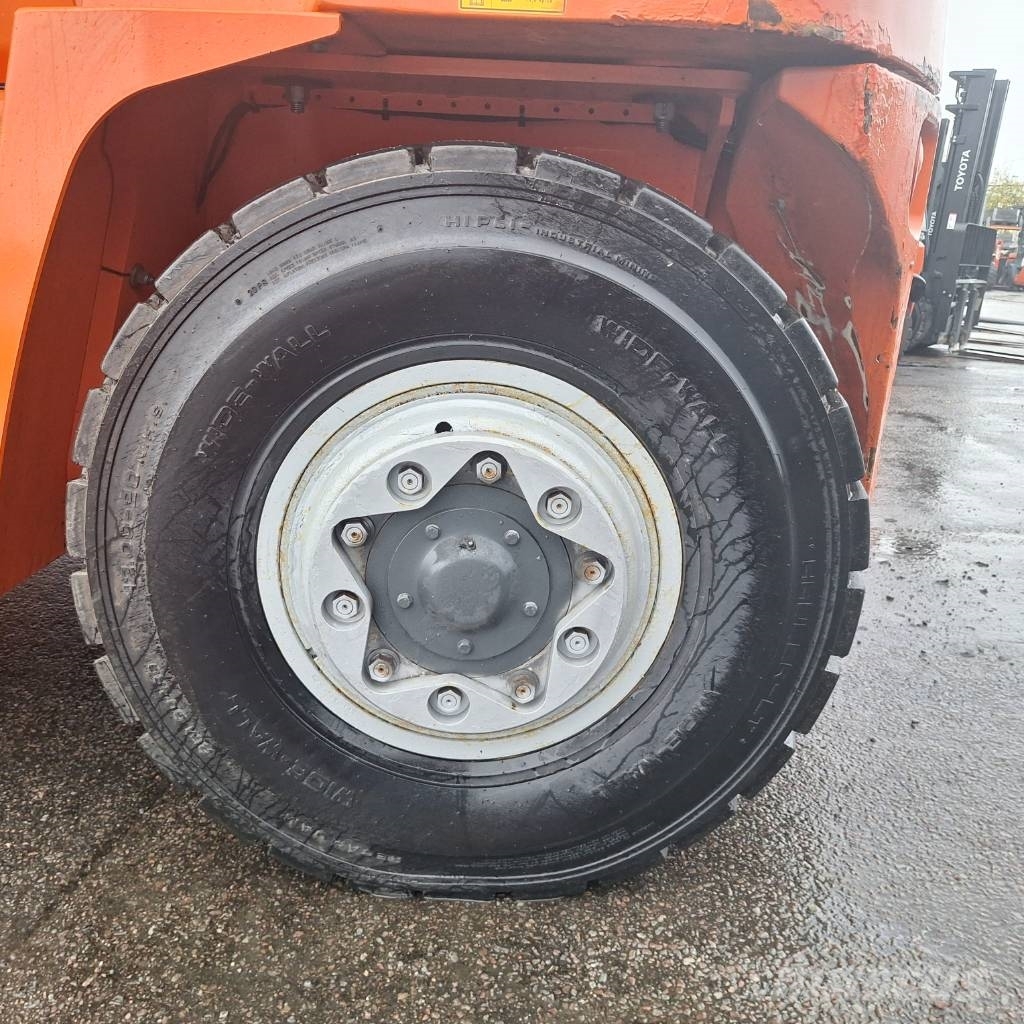 Kalmar DCG120-6 Dīzeļa autoiekrāvēji