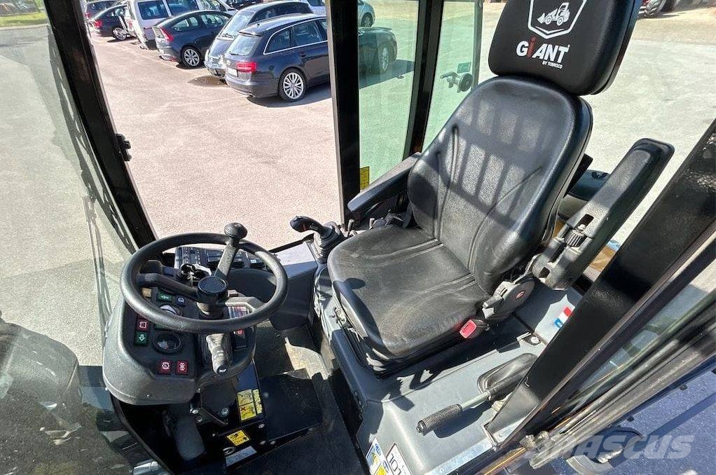 GiANT G 2500 HD Tekerlekli yükleyiciler
