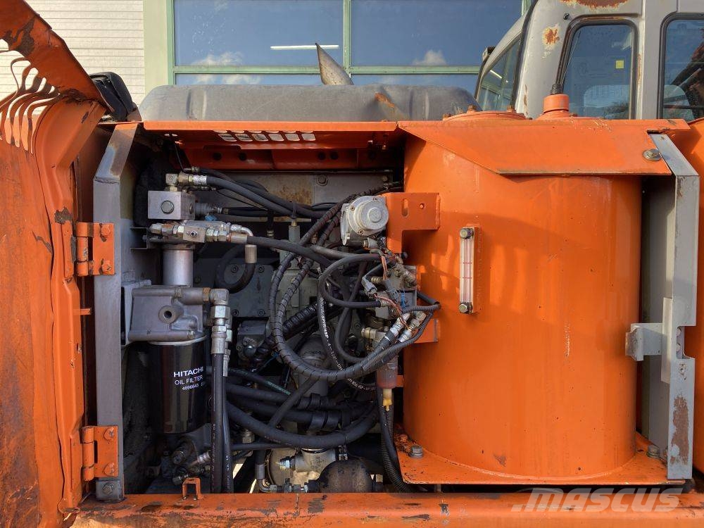 Hitachi ZX 160 履带挖掘机
