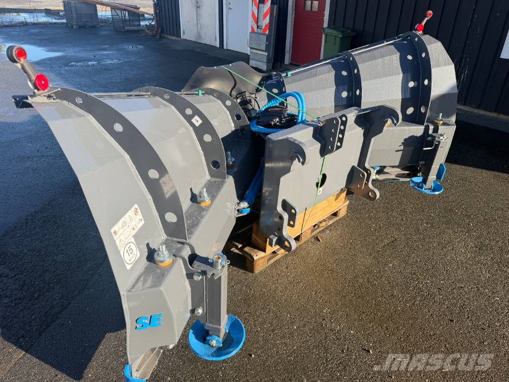 SE Equipment Ny 4m Vikplog snöblad Volvo bm + 3-punk Hjullastare