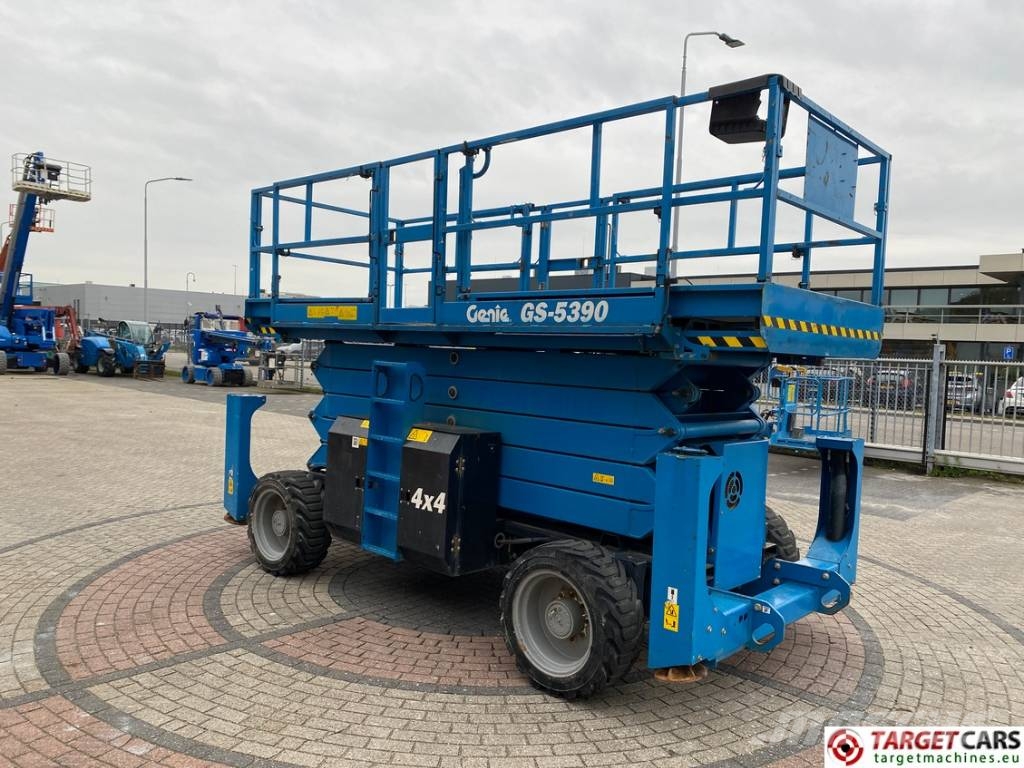 Genie GS-5390RT Diesel 4x4 Scissor Work Lift 1815cm Saxlifte