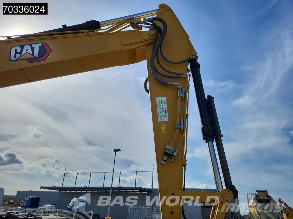 CAT 320 320-07 حفارات زحافة