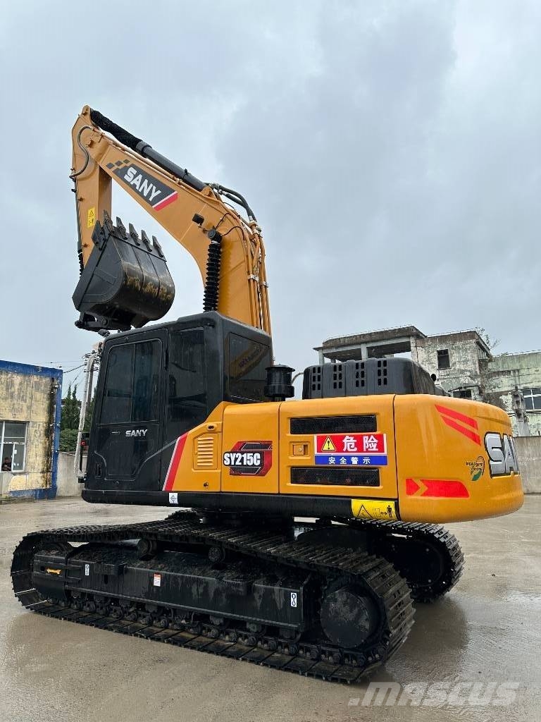 Sany SY 215 C حفارات وسط 7 طن - 12 طن