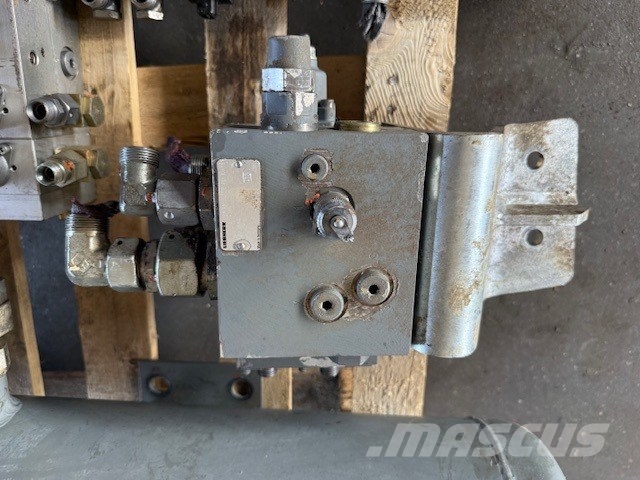 Liebherr R 916 Advanced COMPLET HYDRAULIC PARTS Hydraulics