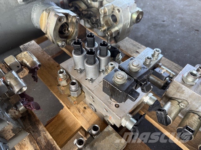 Liebherr R 916 Advanced COMPLET HYDRAULIC PARTS Hydraulics