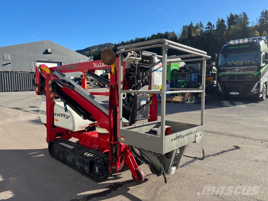 Niftylift TD 120 TDAC + Trailer Knikarmhoogwerkers