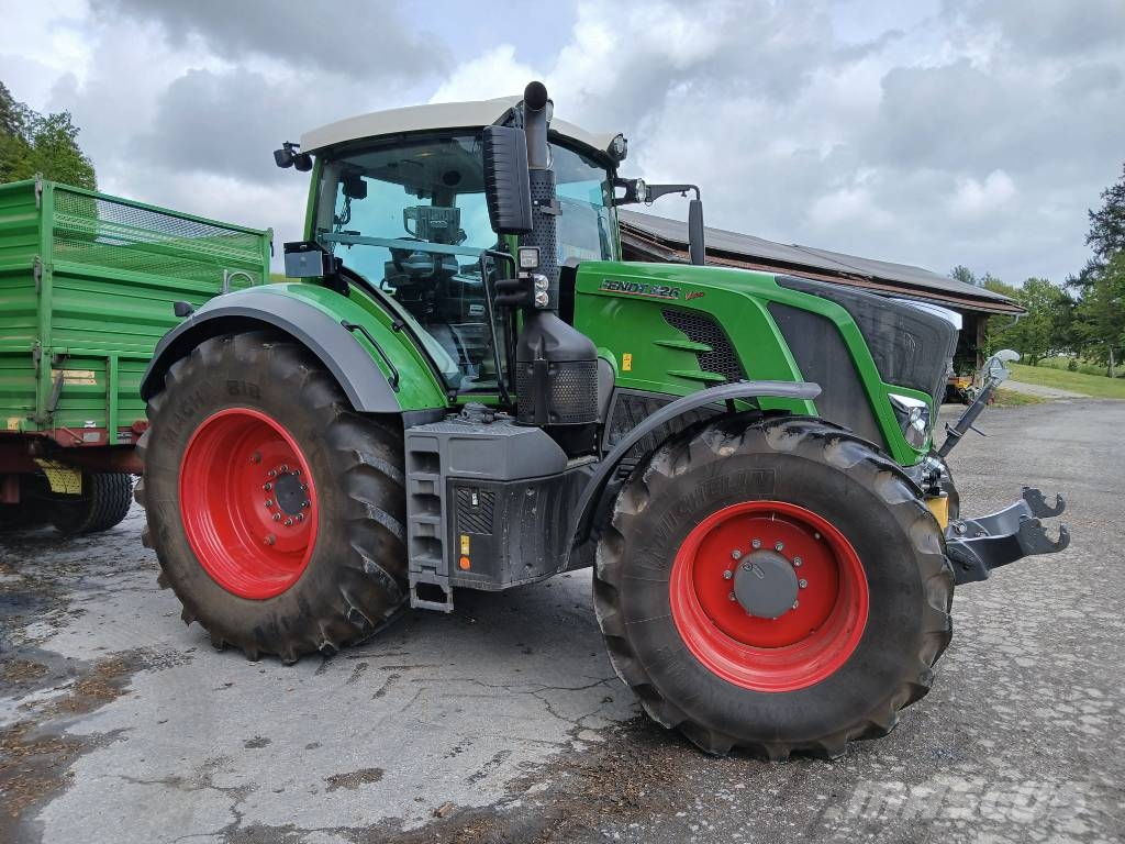 Fendt 826 S4 Profi Plus Tractores
