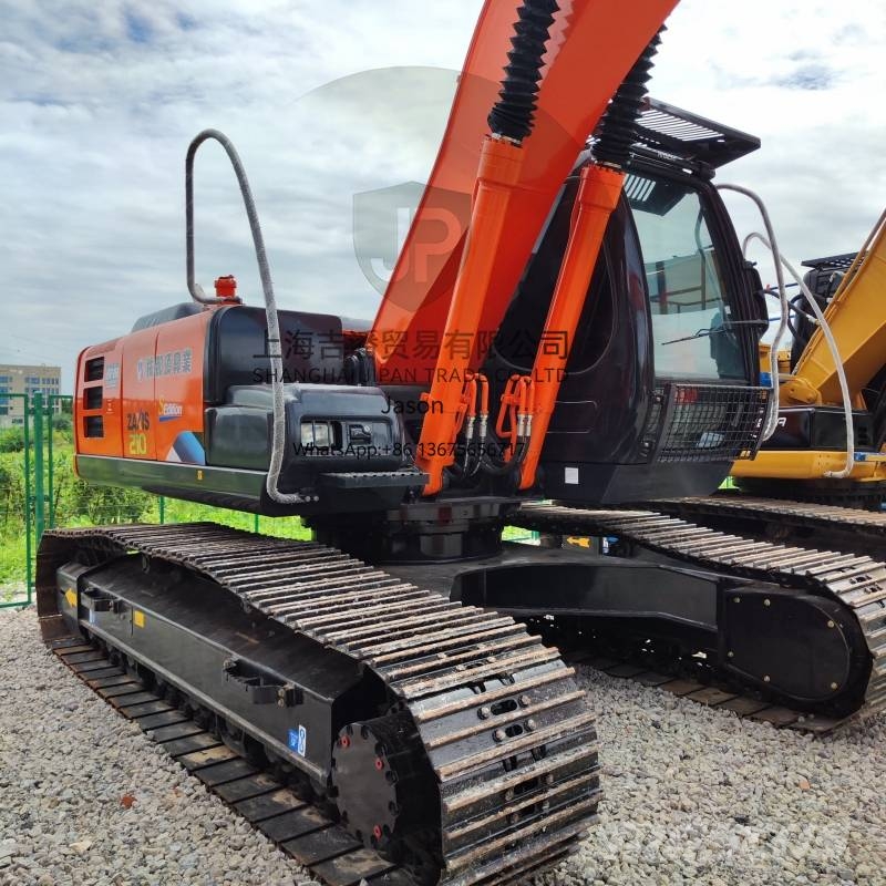 Hitachi ZX 210 Raupenbagger