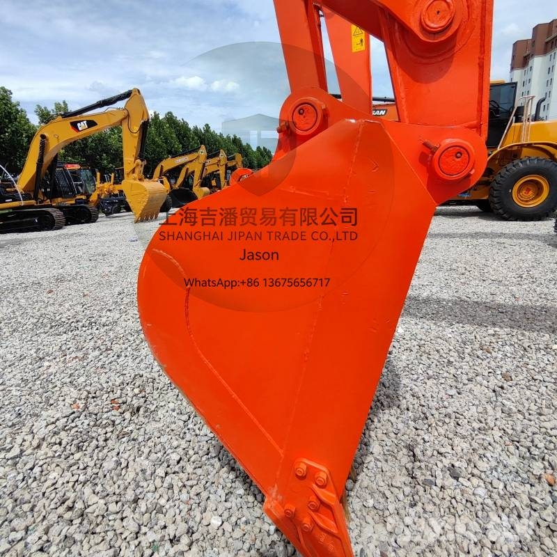Hitachi ZX 210 Raupenbagger