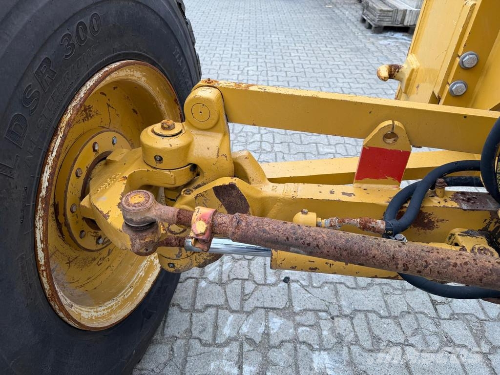 CAT 140K . Grader