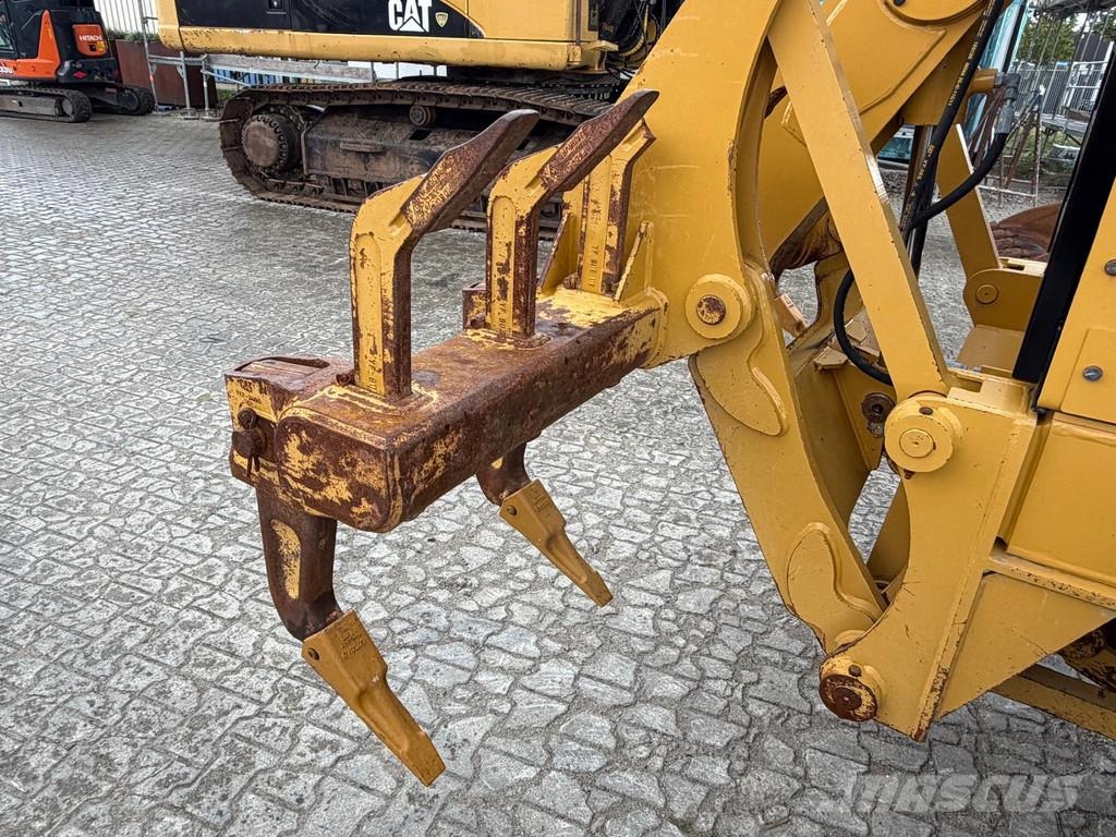 CAT 140K . Grader