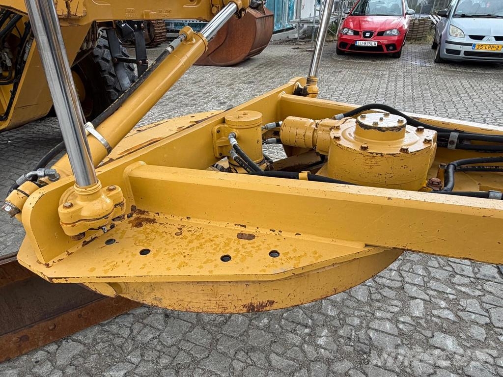 CAT 140K . Grader