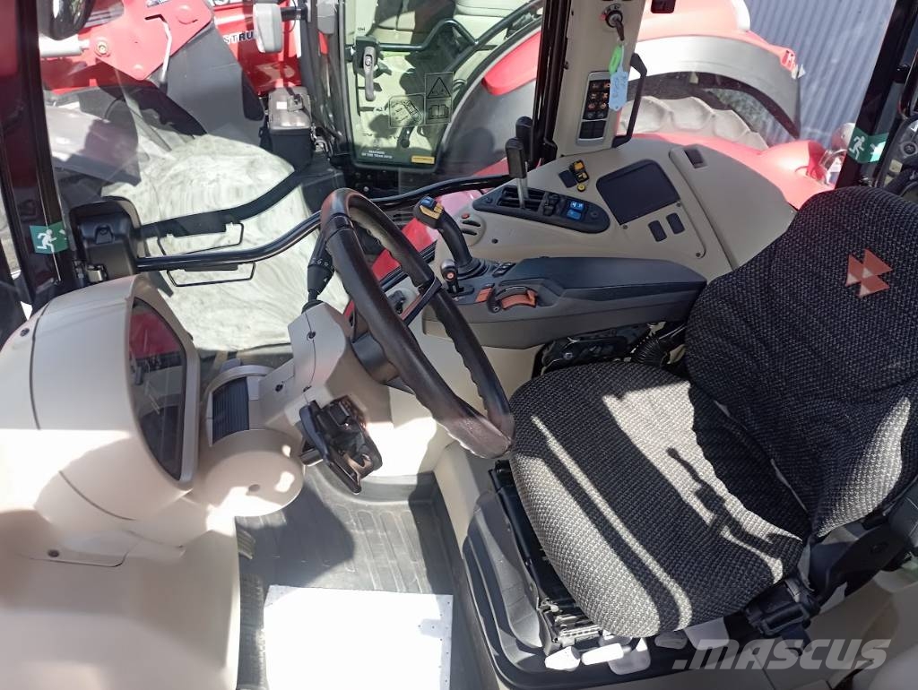 Massey Ferguson 5710S Traktorer
