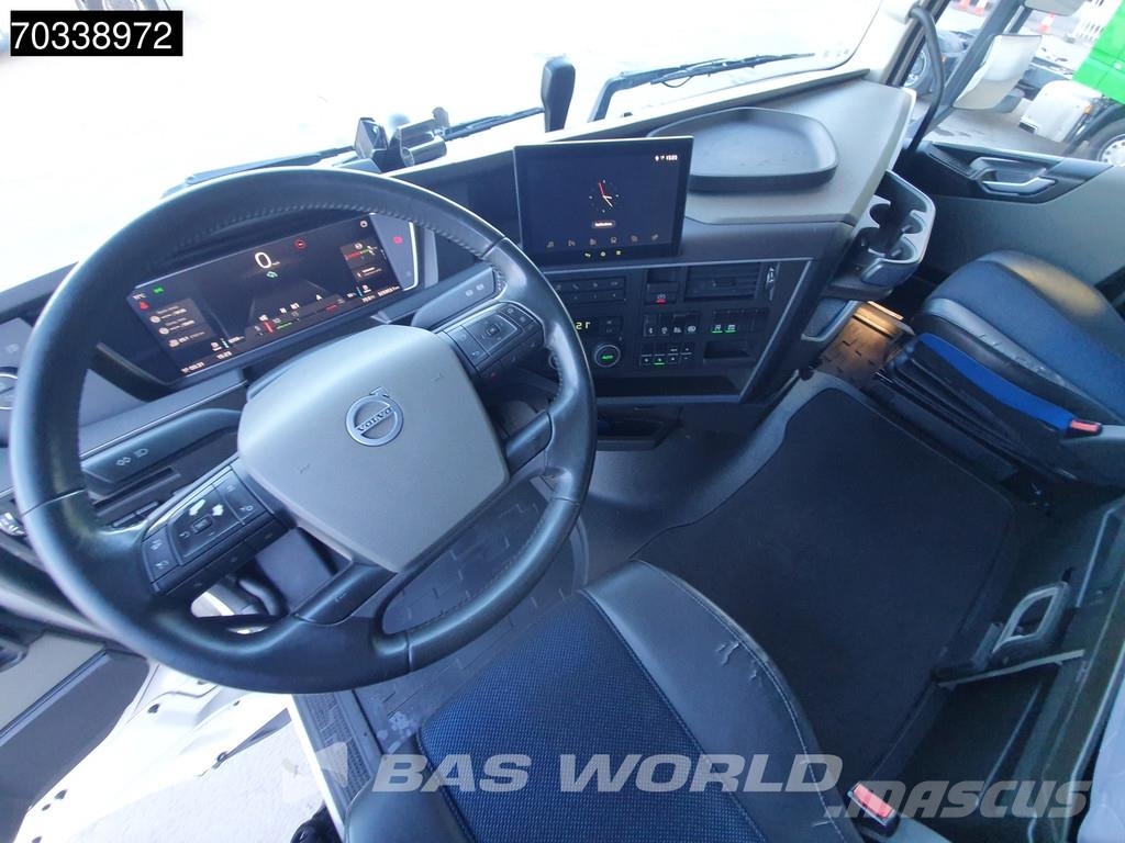 Volvo FH 500 4X2 XL 2x Tanks ACC Vilcēji