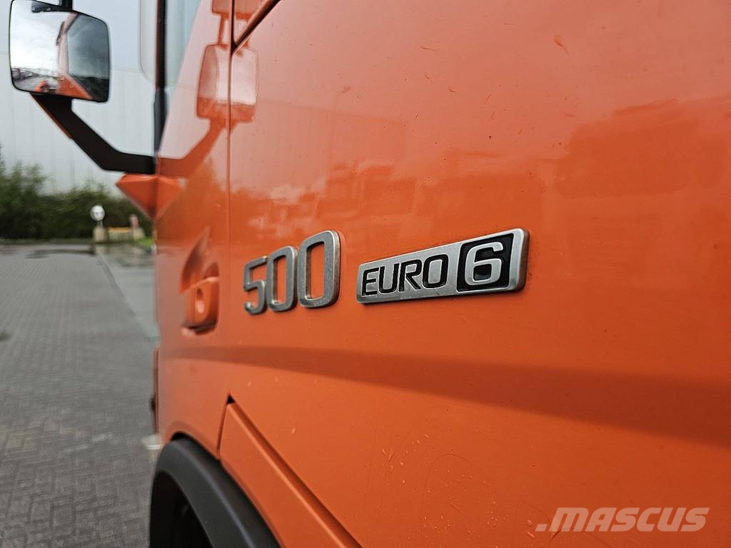 Volvo FM 500 6X4 LIFT AXLE PTO+HY Trækkere
