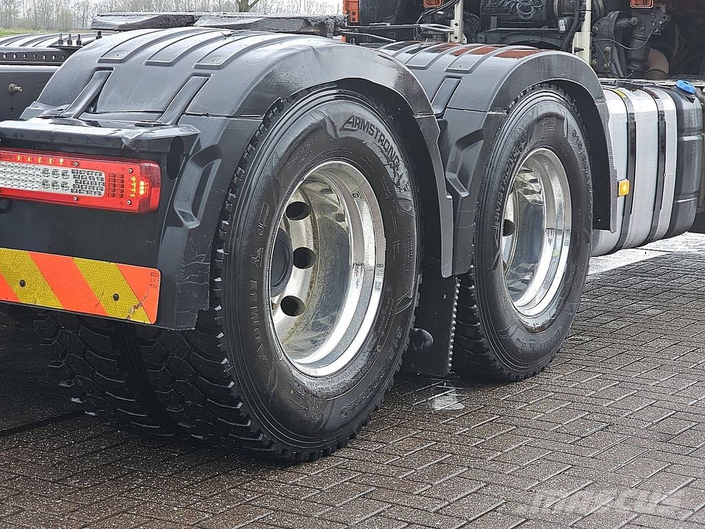 Volvo FM 500 6X4 LIFT AXLE PTO+HY Trækkere