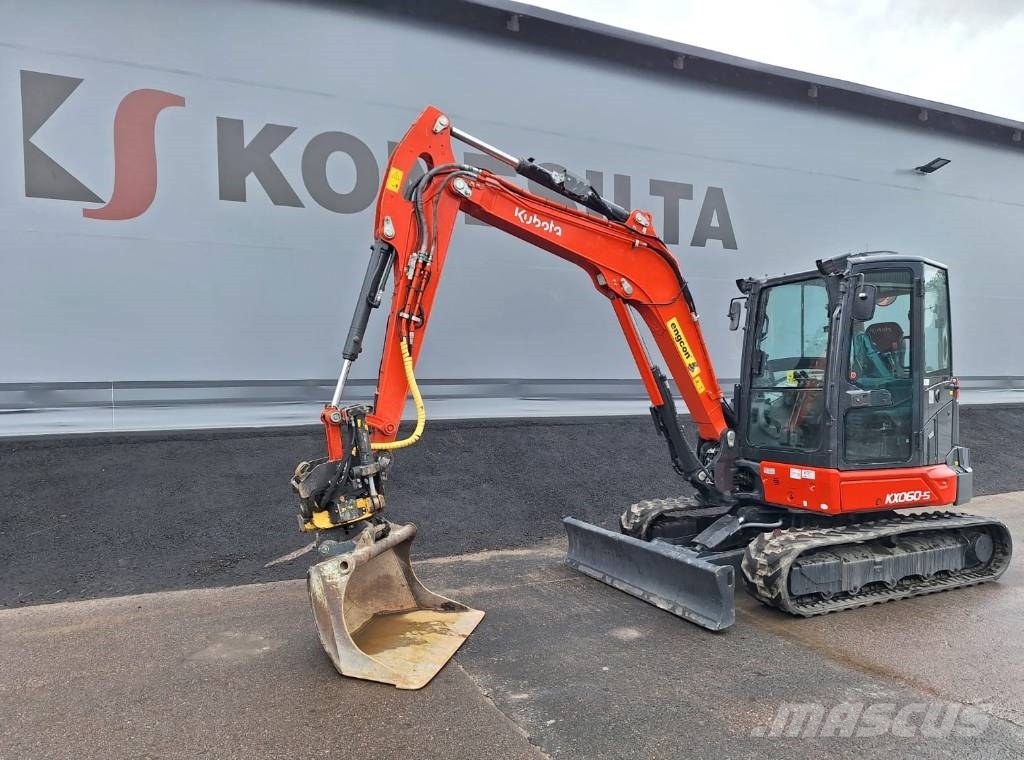 Kubota KX060-5 PYÖRITTÄJÄ, RASVARI YM. حفارات صغيرة أقل من 7 طن (حفارات صغيرة)