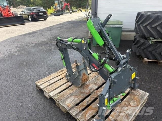 Avant 170 KAIVULAITE Pelle rétro arrière