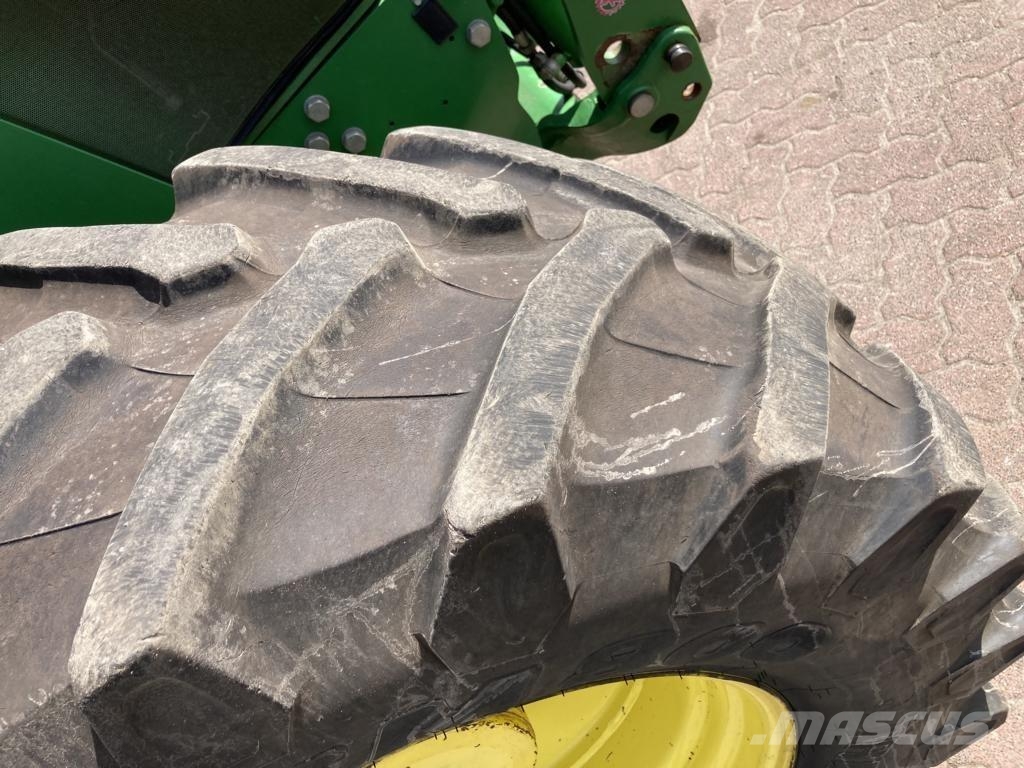 John Deere 6140R 트랙터