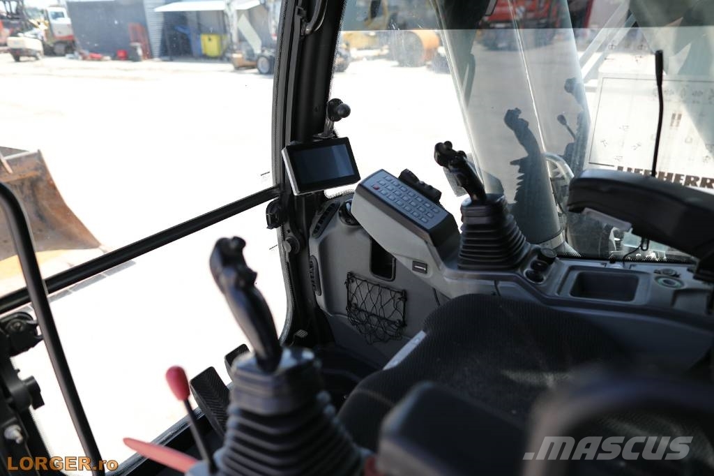 Liebherr R 926 WLC 履带挖掘机