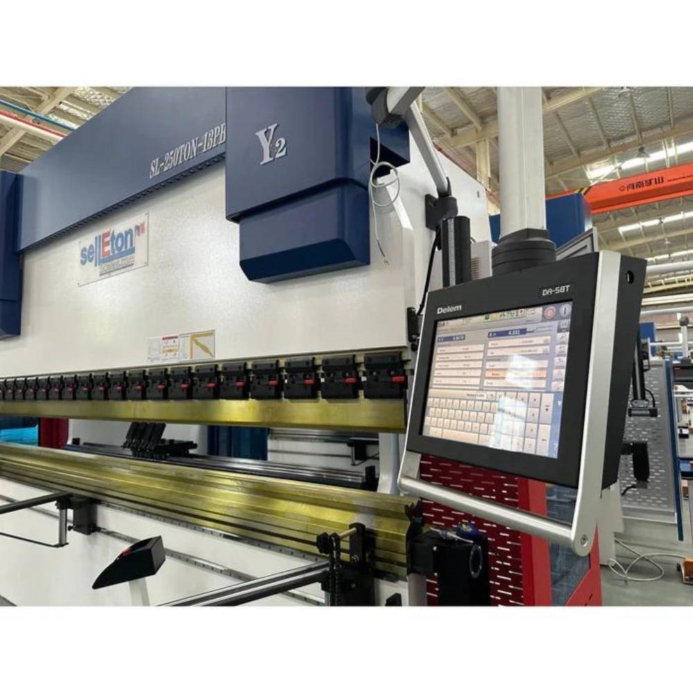 SellEton Sheet Metal Bending & Forming Machine Container handlers