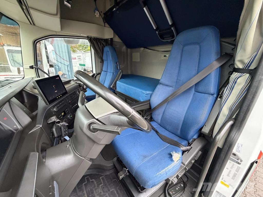 Volvo FH 460 Globetrotter XL *VIN = NB* 2 Tank Tegljači