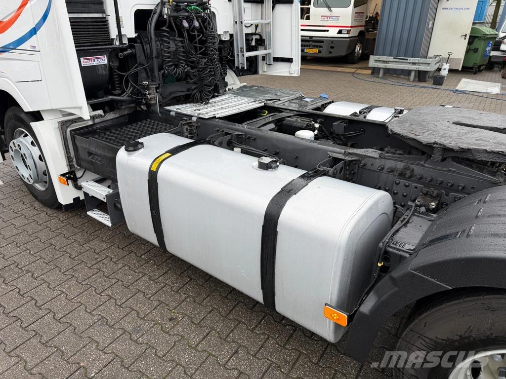 Volvo FH 460 Globetrotter XL *VIN = NB* 2 Tank Tegljači