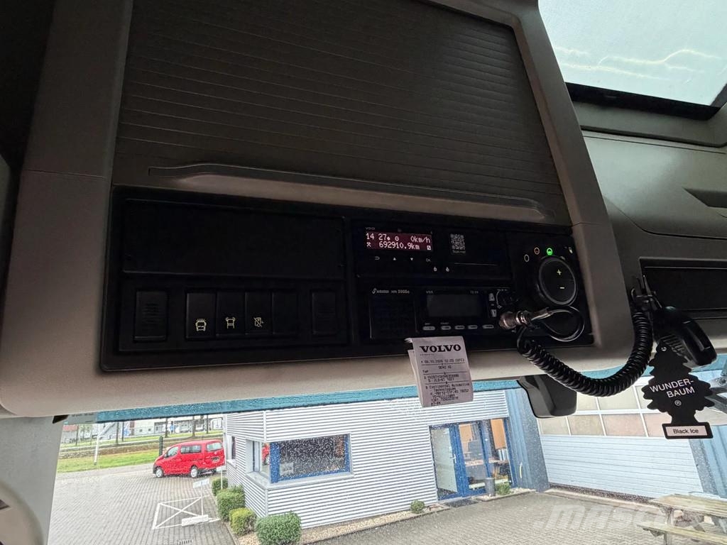 Volvo FH 460 Globetrotter XL *VIN = NB* 2 Tank Tegljači