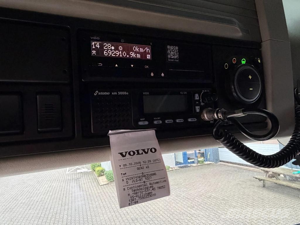 Volvo FH 460 Globetrotter XL *VIN = NB* 2 Tank Tegljači