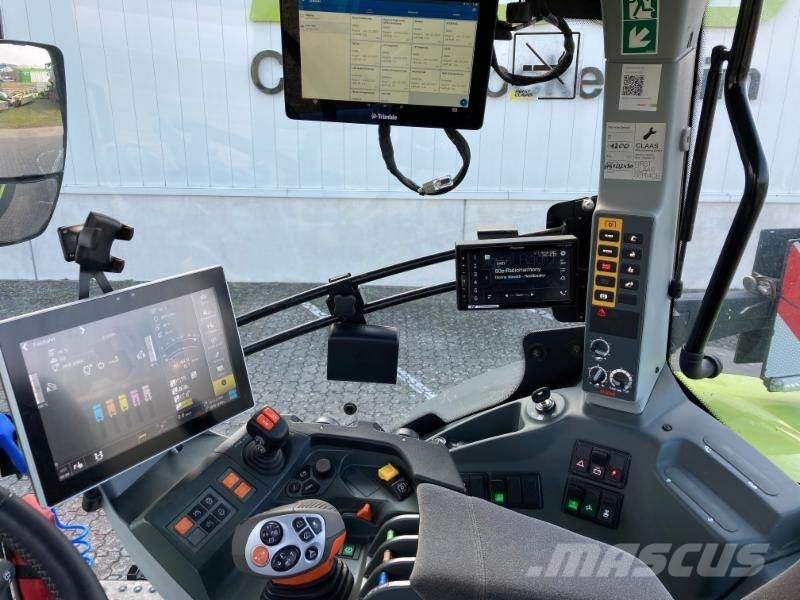 CLAAS AXION 830 트랙터
