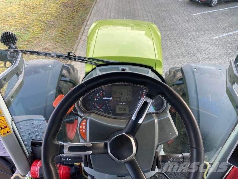 CLAAS AXION 830 트랙터
