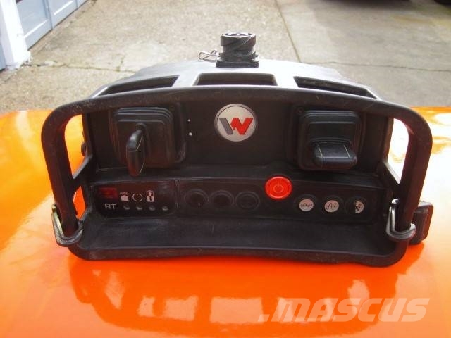 Wacker Wacker Grabenwalze RT 82 SC *FUNK* Vibrátorok