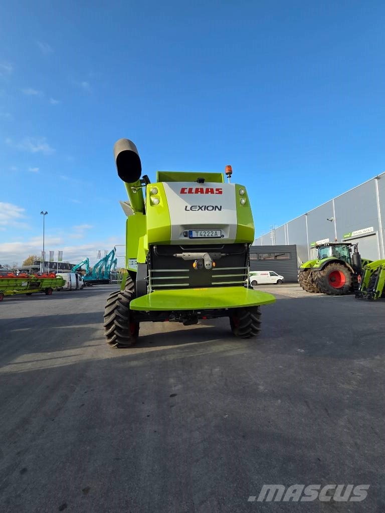 CLAAS Lexion 670 Derliaus nuėmimo kombainai