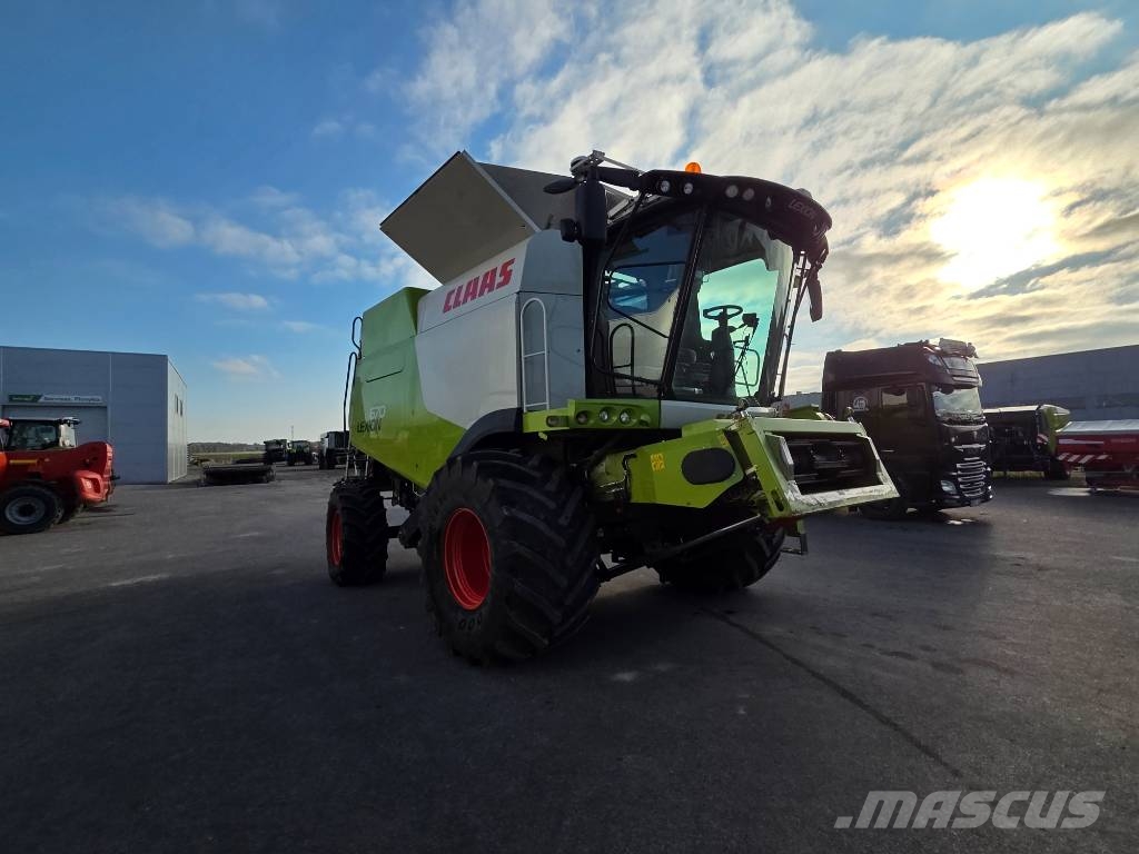 CLAAS Lexion 670 Derliaus nuėmimo kombainai