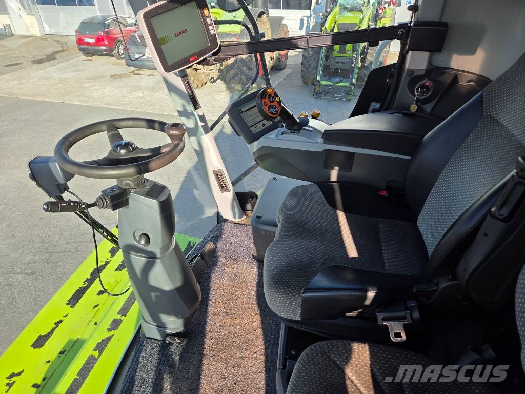 CLAAS Lexion 670 Derliaus nuėmimo kombainai